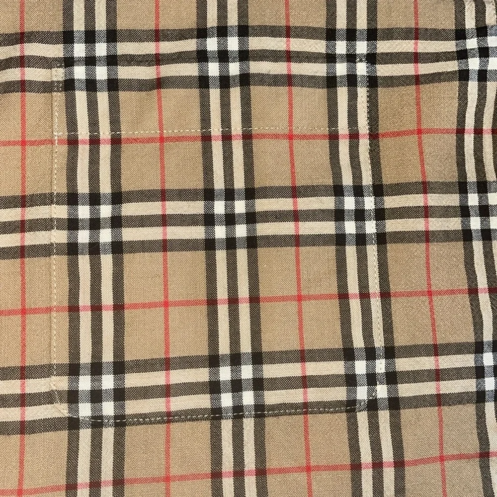 Preloved Burberry shirt with 1 pocket excellent condition size 15 22” wide - Picture 11 of 12